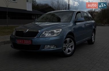 Универсал Skoda Octavia 2010 в Луцке