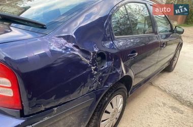 Лифтбек Skoda Octavia 2005 в Черновцах