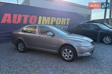 Лифтбек Skoda Octavia 2009 в Стрые