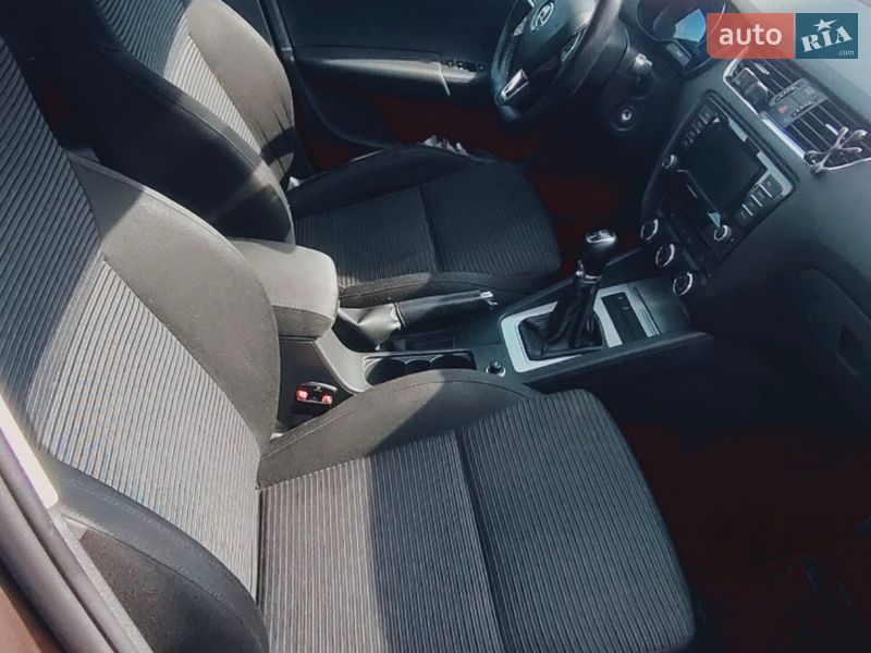 Універсал Skoda Octavia 2014 в Ромнах