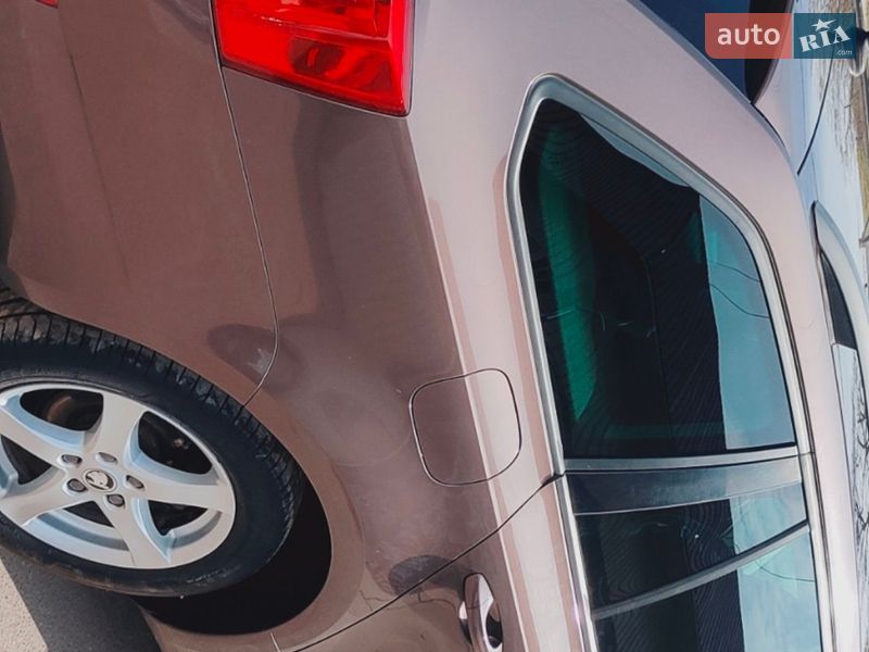 Універсал Skoda Octavia 2014 в Ромнах