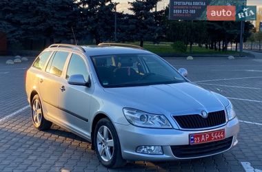 Универсал Skoda Octavia 2009 в Вознесенске