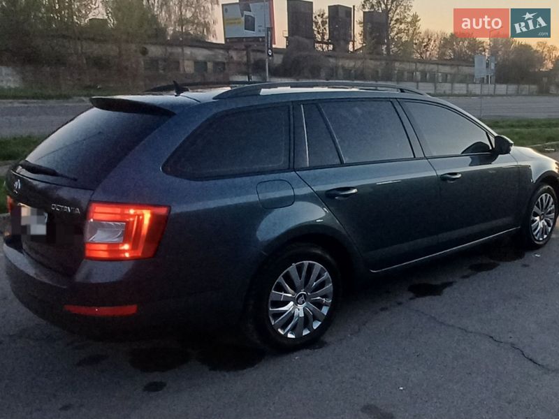 Універсал Skoda Octavia 2015 в Львові