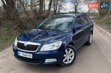 Универсал Skoda Octavia 2011 в Глухове