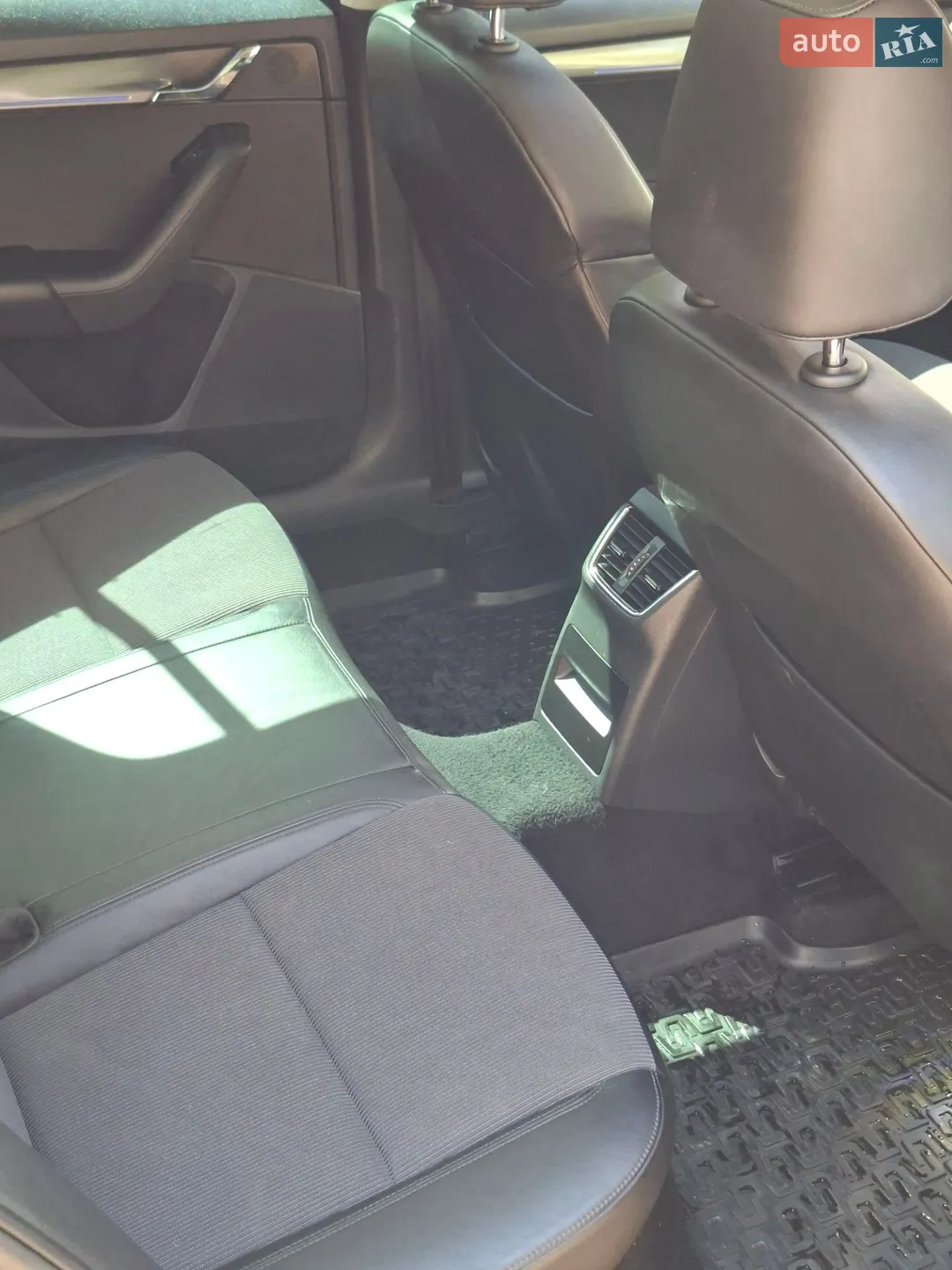 2018 Skoda Octavia - мініатюра 13