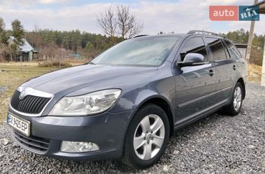 Универсал Skoda Octavia 2012 в Нетешине