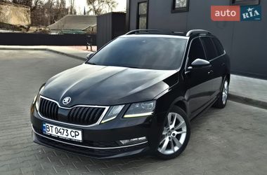 Універсал Skoda Octavia 2017 в Одесі