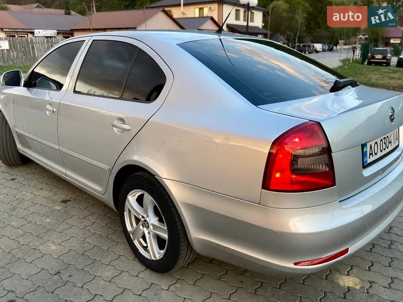 Skoda Octavia 2009 VIN TMBCT61Z4A2056663 фото оголошення 10 з 52