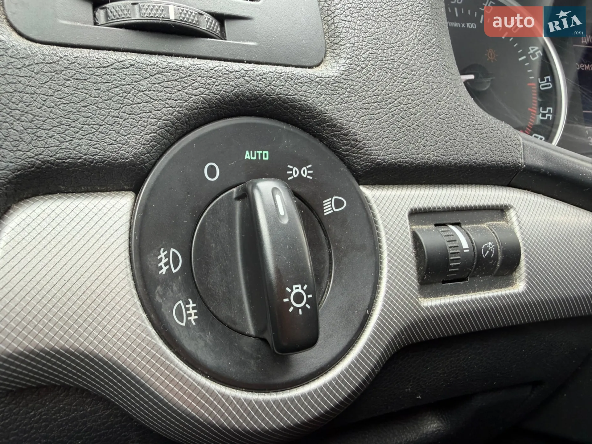 2011 Skoda Octavia - мініатюра 14
