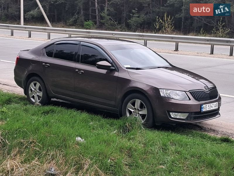 Лифтбек Skoda Octavia 2015 в Соленом