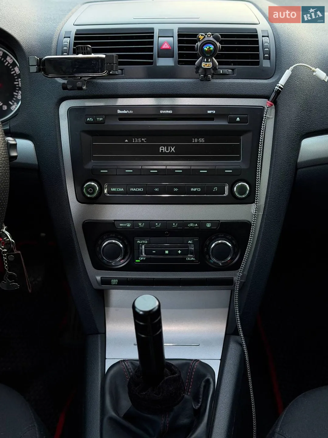 2010 Skoda Octavia - мініатюра 7