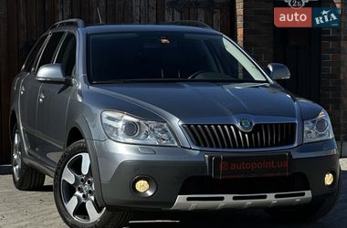 Универсал Skoda Octavia 2012 в Белогородке