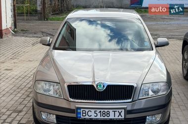 Лифтбек Skoda Octavia 2006 в Львове
