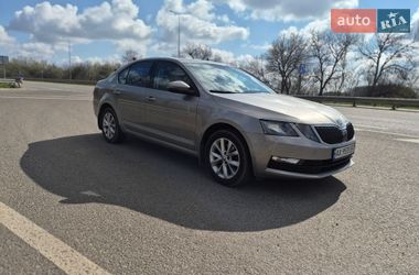 Лифтбек Skoda Octavia 2017 в Валках