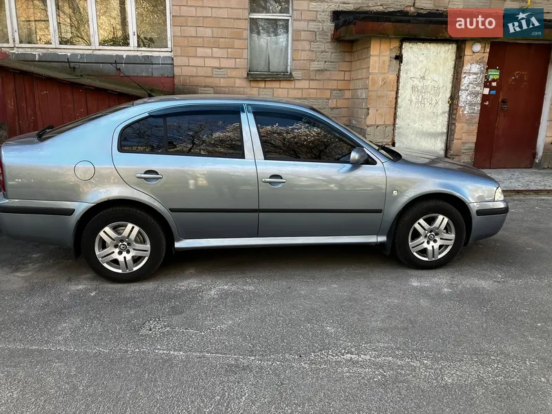 Skoda Octavia 2006 VIN TMBDK41U57B007125 фото оголошення 11 з 48