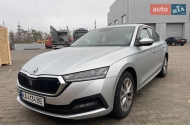 Лифтбек Skoda Octavia 2020 в Киеве