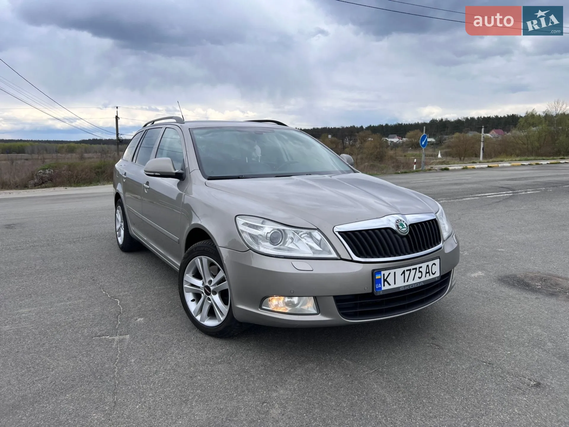 2011 Skoda Octavia - мініатюра 2