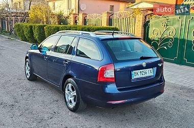 Універсал Skoda Octavia 2009 в Чернігові