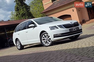 Универсал Skoda Octavia 2019 в Мукачево