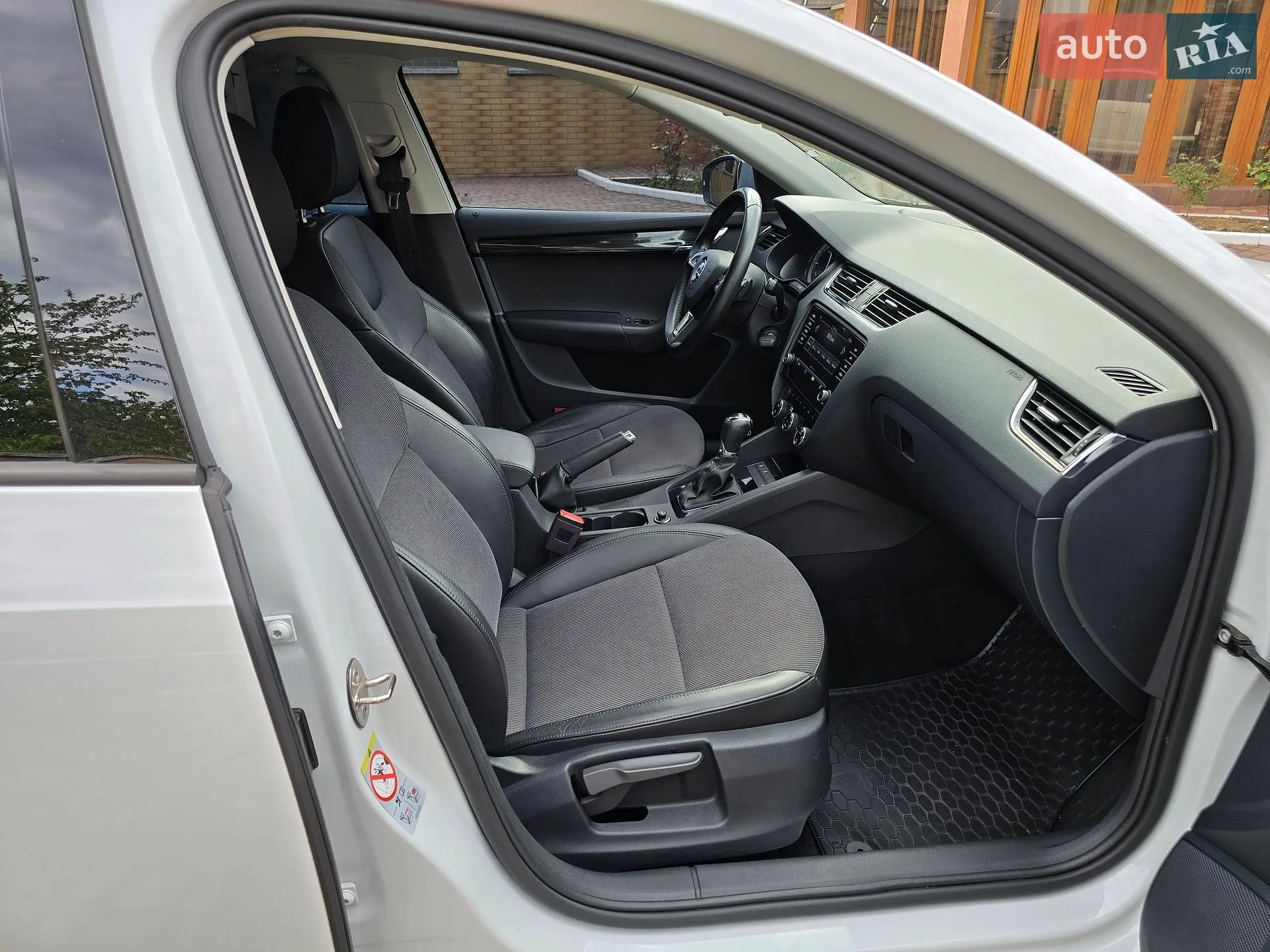 2019 Skoda Octavia - мініатюра 44