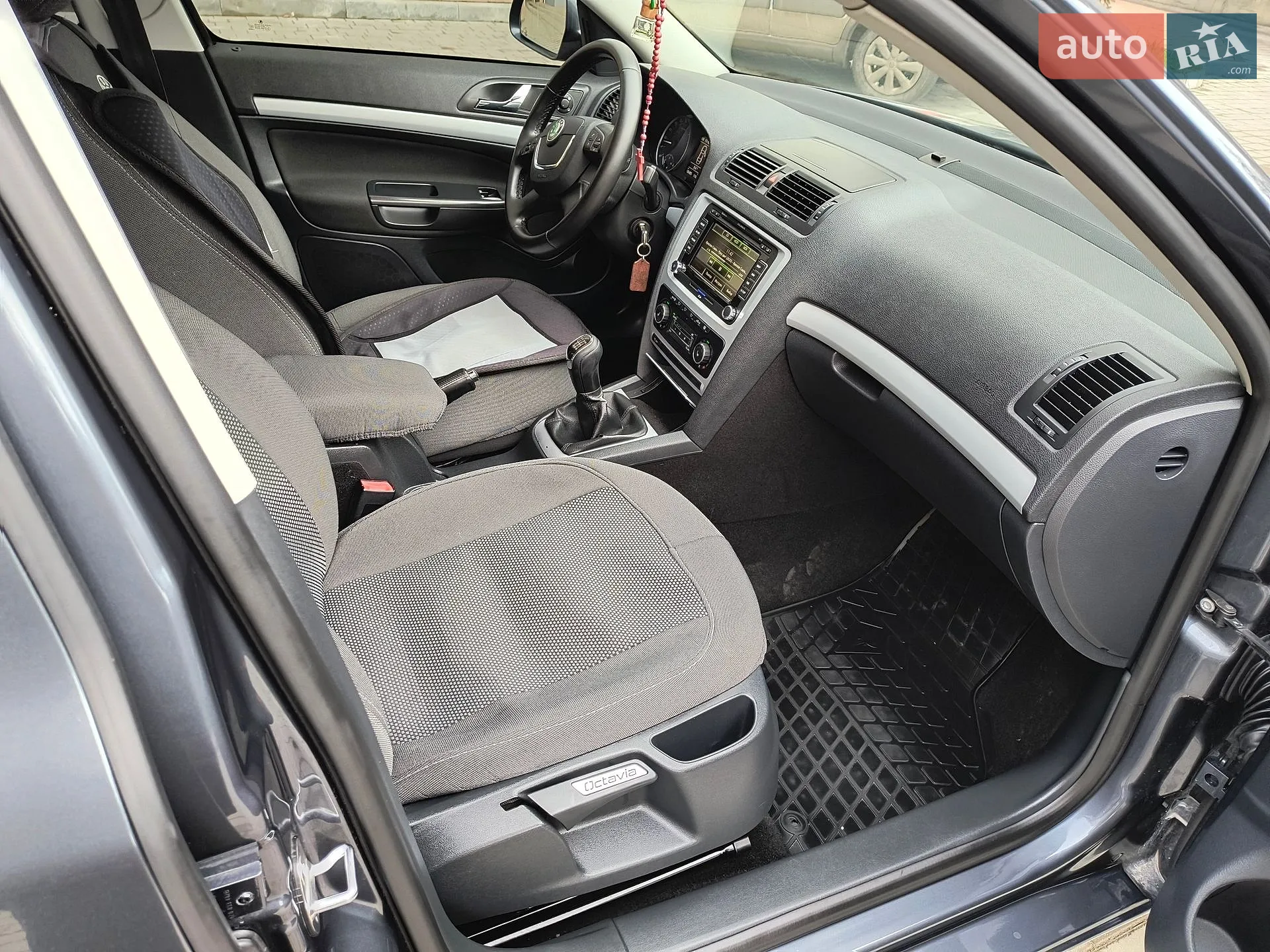 2011 Skoda Octavia - мініатюра 9