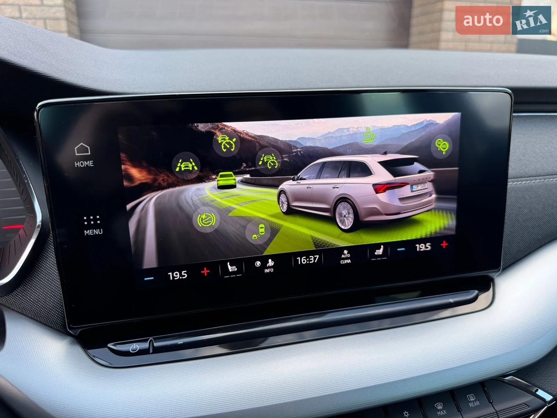 2022 Skoda Octavia - мініатюра 35