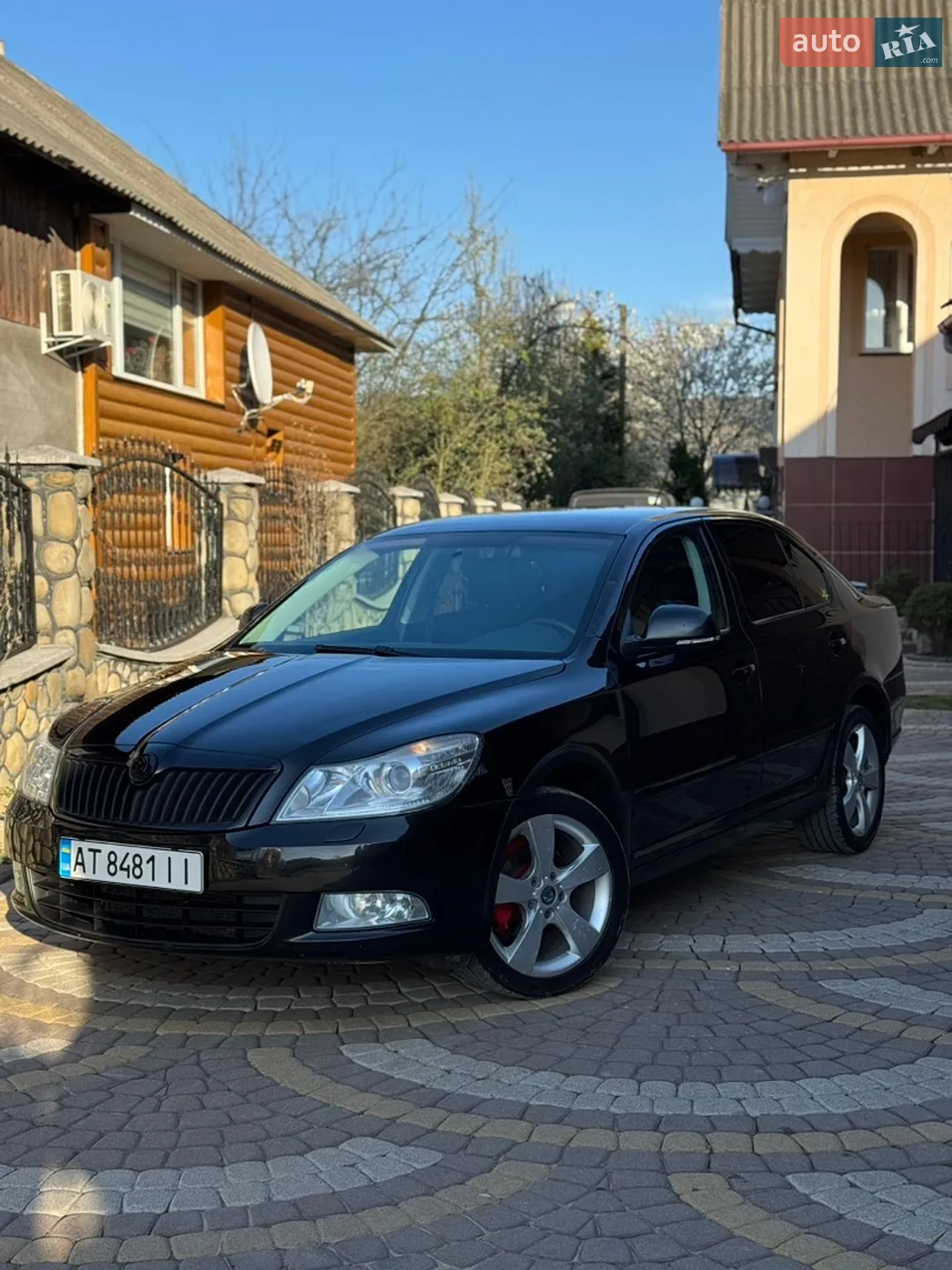 2011 Skoda Octavia - мініатюра 2