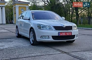 Универсал Skoda Octavia 2013 в Желтых Водах