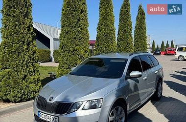 Универсал Skoda Octavia 2017 в Львове