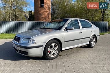 Ліфтбек Skoda Octavia 1998 в Житомирі