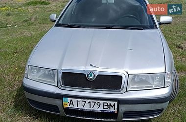 Лифтбек Skoda Octavia 2001 в Очакове