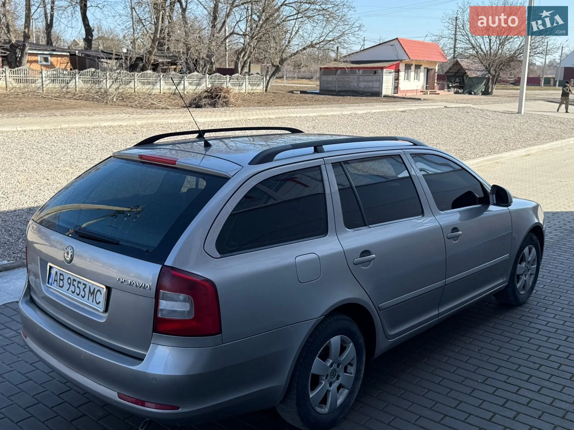2010 Skoda Octavia - мініатюра 12