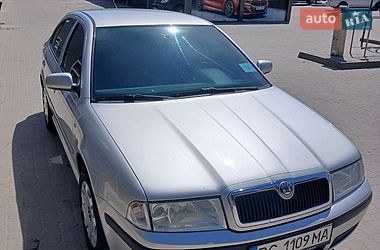 Лифтбек Skoda Octavia 2001 в Львове