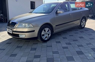 Лифтбек Skoda Octavia 2005 в Золочеве