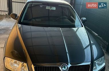 Лифтбек Skoda Octavia 2006 в Ичне