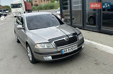 Лифтбек Skoda Octavia 2011 в Черновцах
