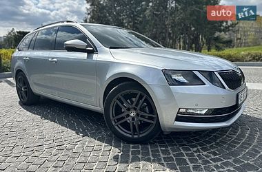 Універсал Skoda Octavia 2018 в Дніпрі