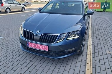 Універсал Skoda Octavia 2018 в Нововолинську