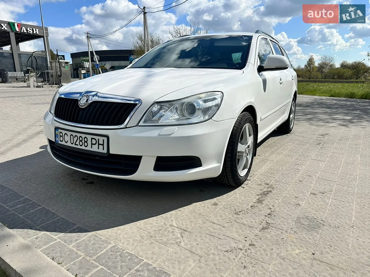 2010 Skoda Octavia - мініатюра 10