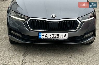 Лифтбек Skoda Octavia 2022 в Ольшанке