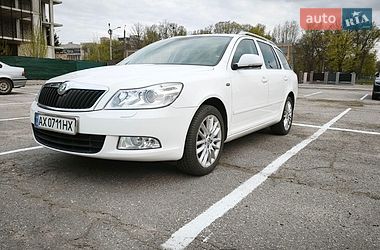 Універсал Skoda Octavia 2010 в Харкові