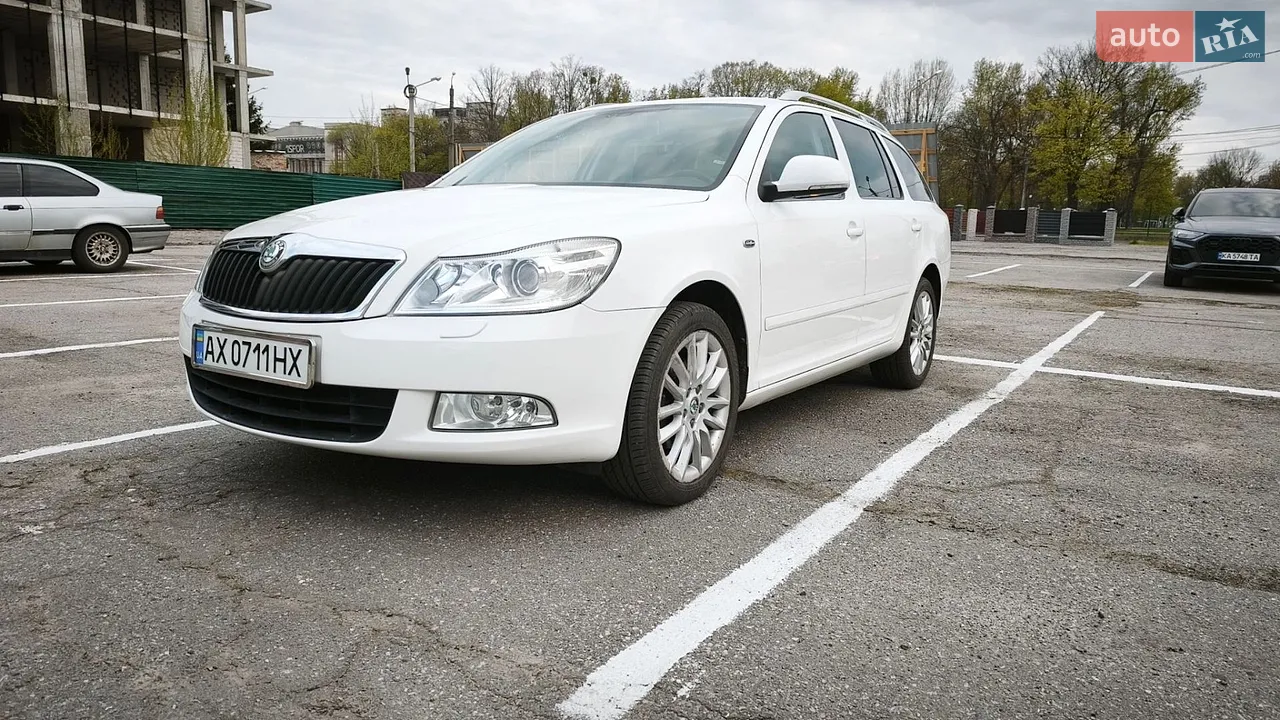 2010 Skoda Octavia - мініатюра 13