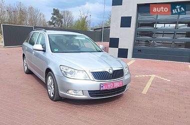 Універсал Skoda Octavia 2010 в Сарнах