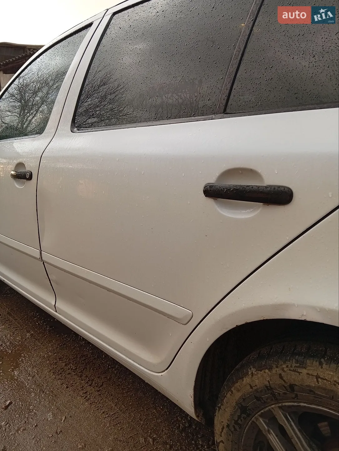 2010 Skoda Octavia - мініатюра 11