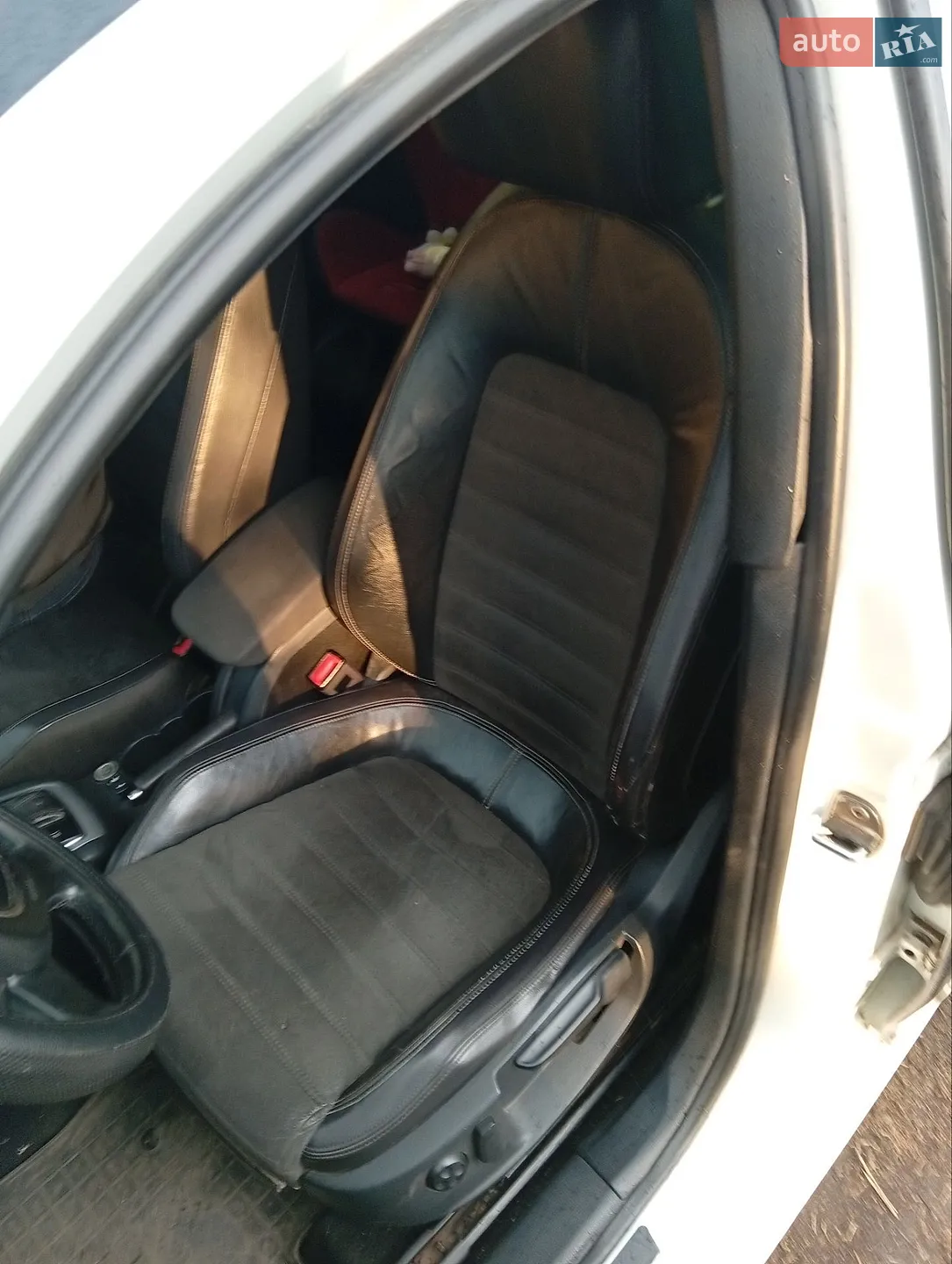 2010 Skoda Octavia - мініатюра 13