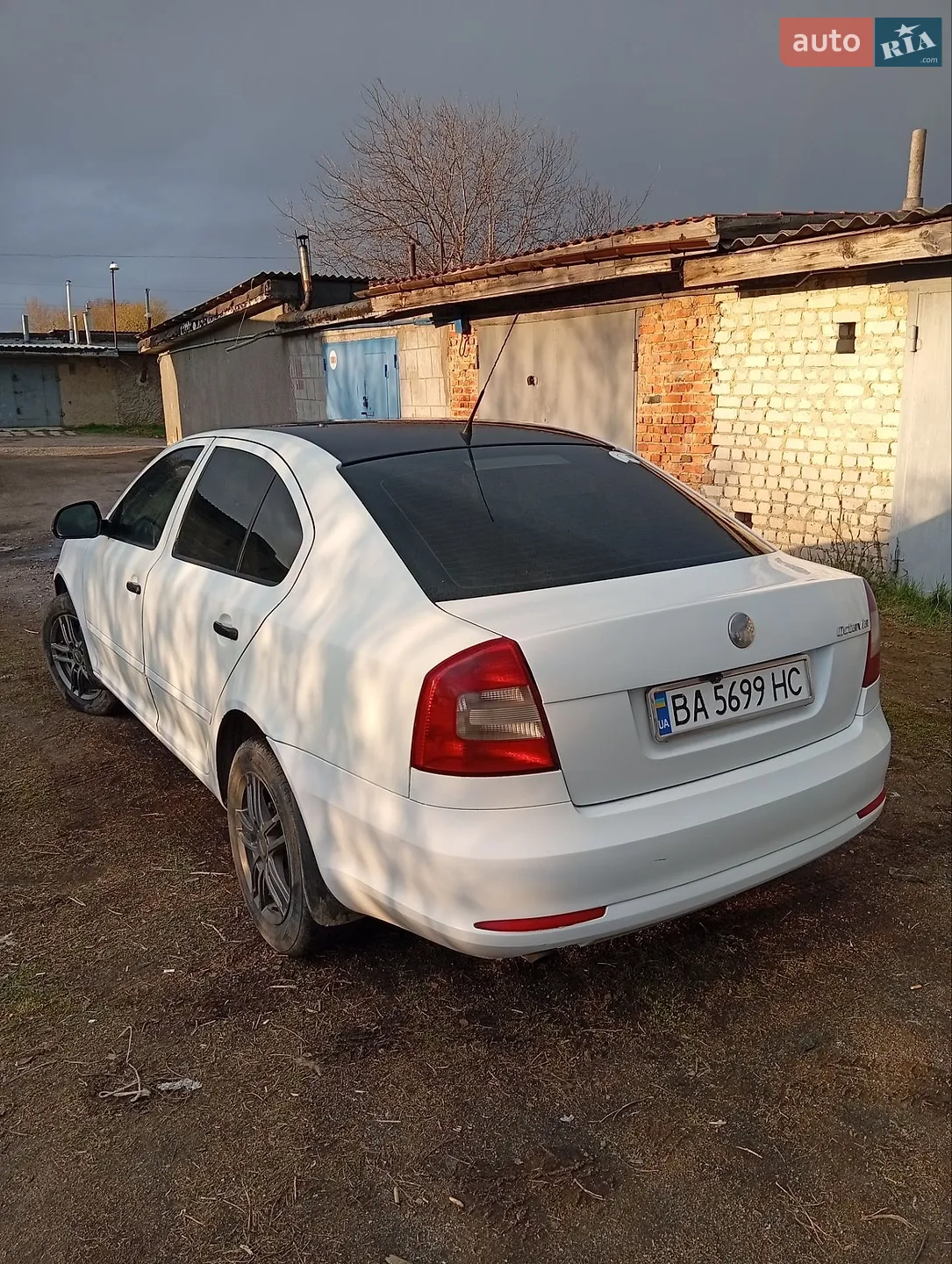 2010 Skoda Octavia - мініатюра 22