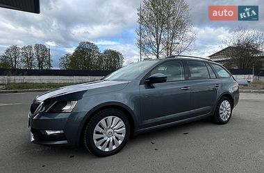 Універсал Skoda Octavia 2018 в Любарі