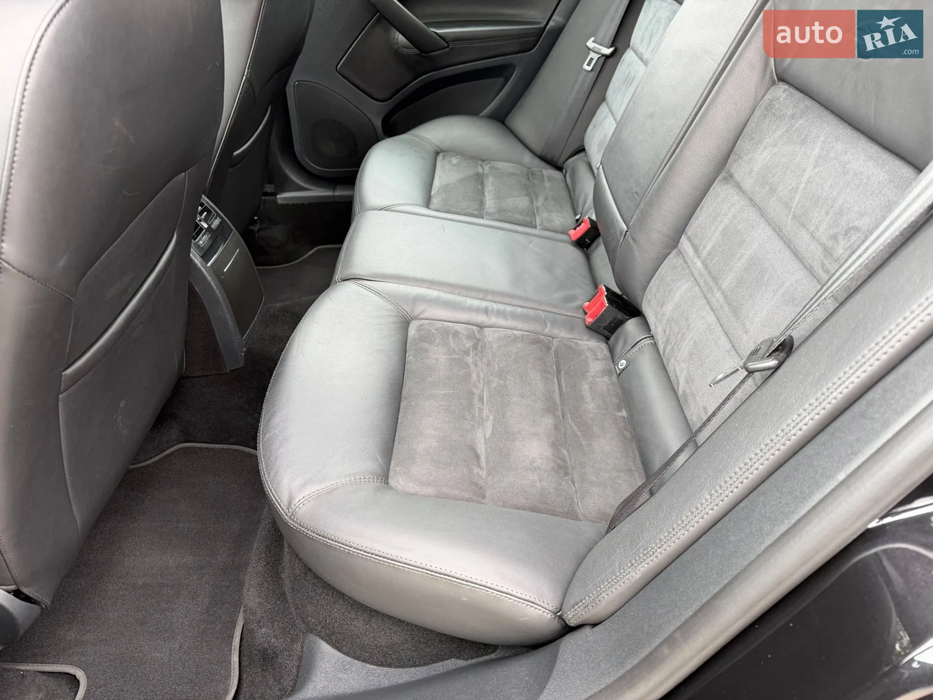 2010 Skoda Octavia - мініатюра 82