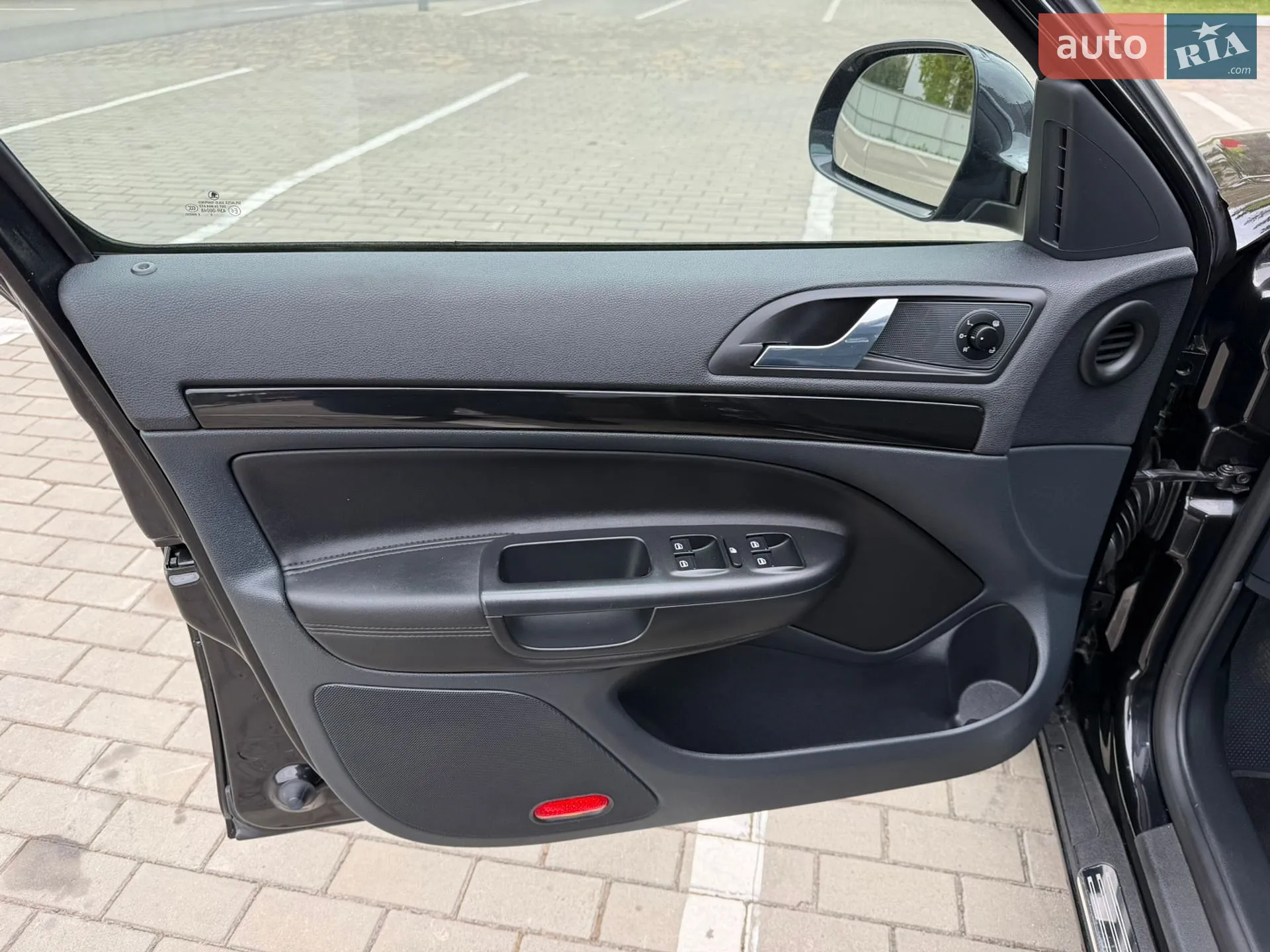 2010 Skoda Octavia - мініатюра 100