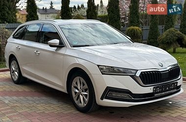 Універсал Skoda Octavia 2020 в Тернополі
